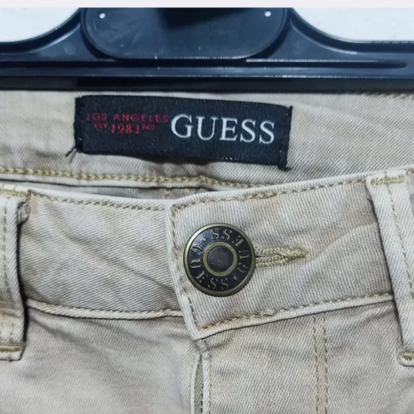 GUESS Slim Fit Jeans Beige - Size 29 - Image 4
