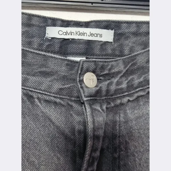 CALVIN KLEIN Short Jeans Pant - Waist 38 - Image 4