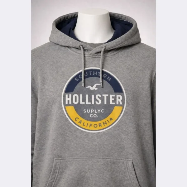 HOLLISTER Men Pullover Hoodie – Size Medium - Image 3