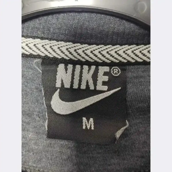 NIKE Men’s Crewneck Sweatshirt – Size Medium - Image 4