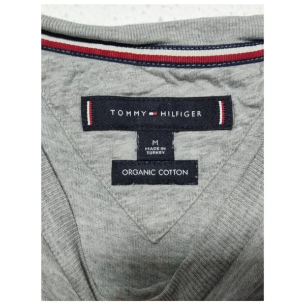 Tommy Hilfiger Men's Graphic T-Shirt - Size Medium - Image 4