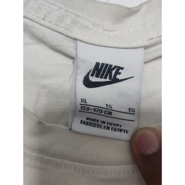 Nike Men’s White Logo T-Shirt XL - Image 4