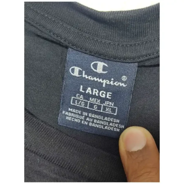 Champion Men's Crewneck T-Shirt - Size Large - Image 4