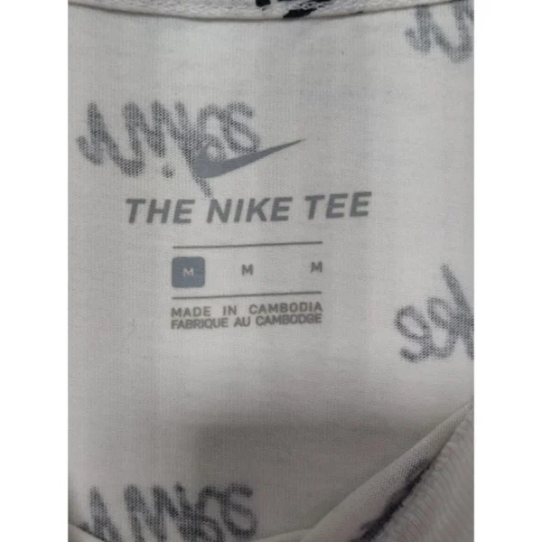 Nike Men's Sportswear Printed T-Shirt - Size Medium - Image 4