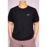 Nike Minimal Logo T-Shirt